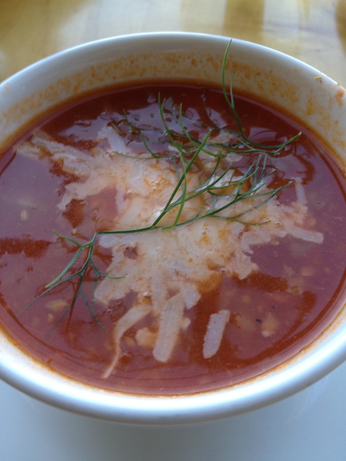 Roasted tomato and fennel soup