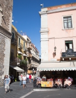 Piazza Badia in Taormina